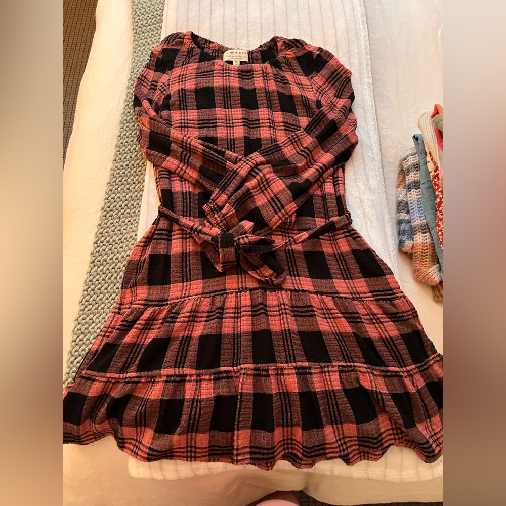 Cloth and stone size medium plaid dress